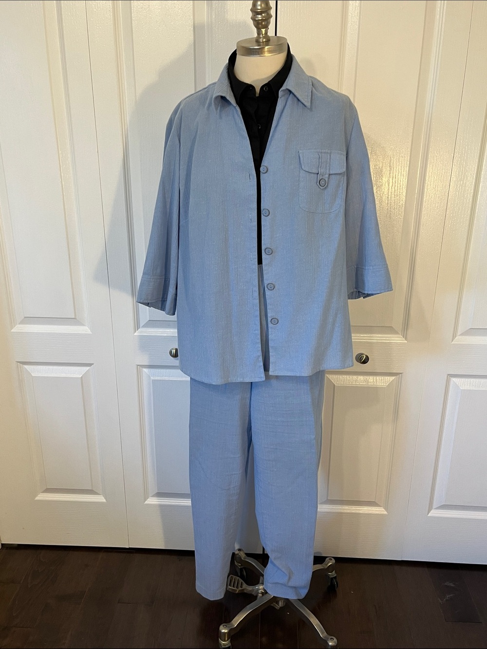Alia two piece set
Powder blue cotton blend